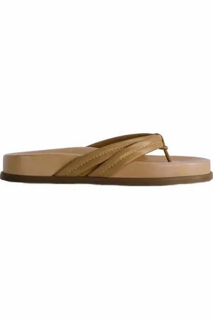 Bernardo Miami Sport Thong Sandal at Nordstrom, Size 7.5