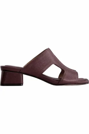 Bernardo Jewel Low Heel Sandal in at Nordstrom, Size 10