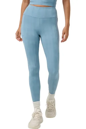 Travis Mathew Moveknit Bonded Pocket Leggings in at Nordstrom, Size Large
