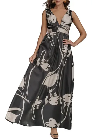 Donna Karan Sleeveless Ballgown in at Nordstrom, Size 4