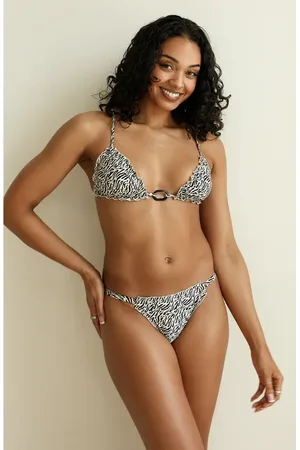 DIPPIN DAISYS Runaway Triangle Bikini Top in at Nordstrom, Size X-Large