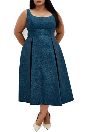City Chic Estella Jacquard Midi Dress in at Nordstrom