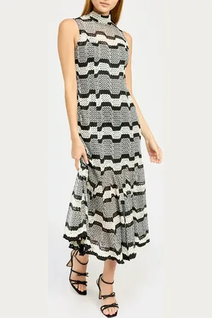 En Saison Genesis Open Stitch Midi Dress in at Nordstrom, Size Small