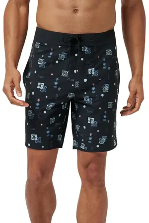 Travis Mathew Quick Trip Board Shorts in at Nordstrom, Size 32