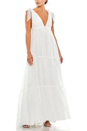 Mac Duggal Tiered V-Neck Plunging Maxi Dress in at Nordstrom, Size 4