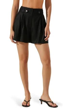 ASTR Ollie Linen Blend Shorts in at Nordstrom, Size Large