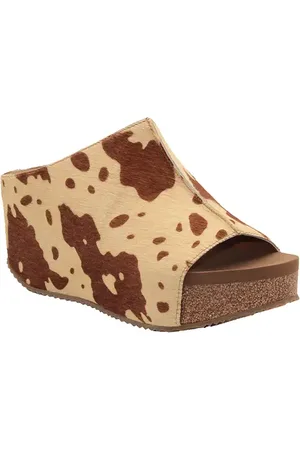 Volatile Carrier Platform Wedge Sandal in at Nordstrom, Size 10