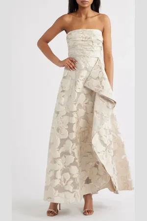 Tahari ASL Metallic Floral Jacquard Strapless Gown in at Nordstrom, Size 4