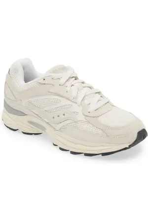 Saucony ProGrid Omni 9 Sneaker in at Nordstrom, Size 7 Women