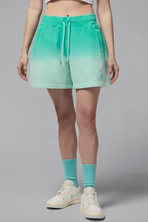 Jordan Flight Fleece Dip Dye Sweat Shorts in at Nordstrom, Size Large