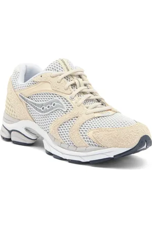 Saucony ProGrid Triumph 4 Sneaker in at Nordstrom, Size 10