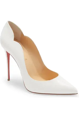 Christian Louboutin Hot Chick Scallop Pointed Toe Pump in at Nordstrom, Size 9Us