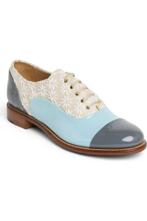 THE OFFICE OF ANGELA SCOTT Ms. Baker Cap Toe Oxford in at Nordstrom, Size 10Us