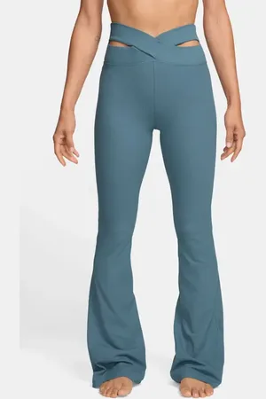 Nike Zenvy Dri-FIT Cutout High Waist Flare Rib Leggings in at Nordstrom, Size Medium