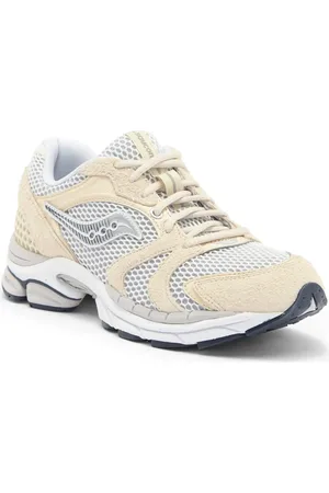 Saucony ProGrid Triumph 4 Sneaker in at Nordstrom, Size 6