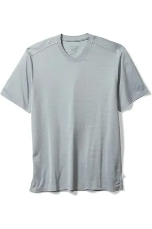 Tommy Bahama Bay Stripe IslandZone?? V-Neck Performance T-Shirt in at Nordstrom, Size Medium