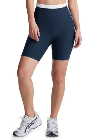Beyond Yoga Spacedye Trophy Bike Shorts in at Nordstrom, Size Small