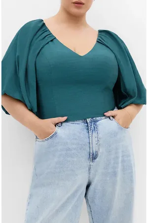 City Chic Peta Crop Top in at Nordstrom