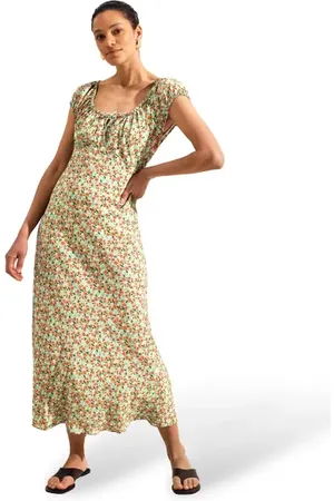 Ro&Zo Gathered Scoop Neckline Midi Dress in at Nordstrom, Size 4