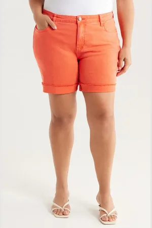 Kut From The Kloth Catherine Mid Rise Denim Boyfriend Shorts in at Nordstrom, Size 14W