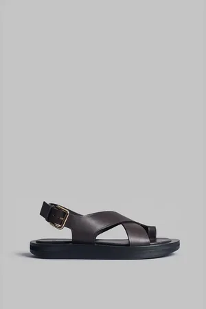 CO Leather Wrap Toe Sandal in at Nordstrom, Size 41