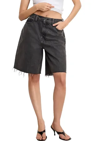 GOOD AMERICAN Good Extreme Raw Hem Denim Barrel Shorts in at Nordstrom, Size 2