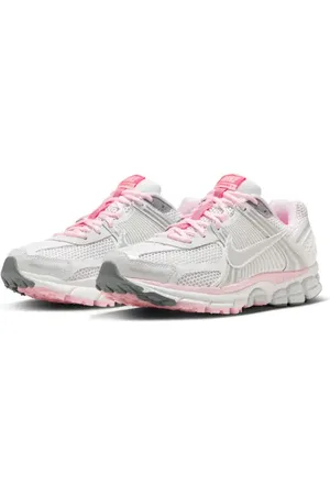Nike Zoom Vomero 5 Sneaker in at Nordstrom, Size 9