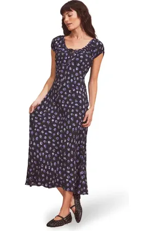 Ro&Zo Gathered Scoop Neckline Midi Dress in at Nordstrom, Size 6