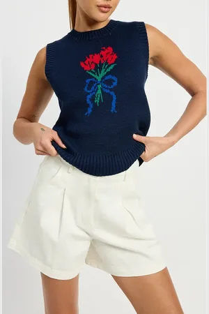 En Saison Junipre Floral Intarsia Sweater Vest in at Nordstrom, Size Large