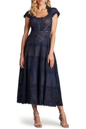 Tadashi Shoji Pintuck Pleat Embroidery Detail Cocktail Midi Dress in at Nordstrom, Size 14