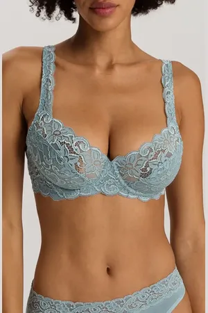 Hanro Luxury Moments Underwire Bra in at Nordstrom, Size 32B