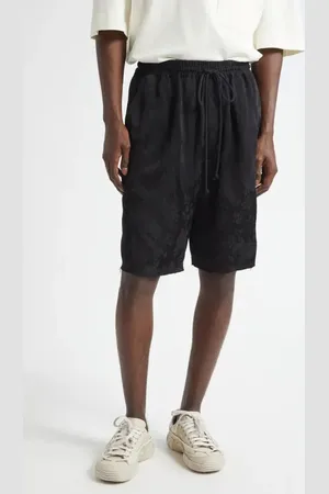 SONG FOR THE MUTE Raw Hem Elastic Waist Shorts in at Nordstrom, Size 32 Us