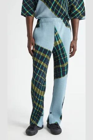 Issey Miyake Windswept Plaid Straight Leg Pants in at Nordstrom, Size 2