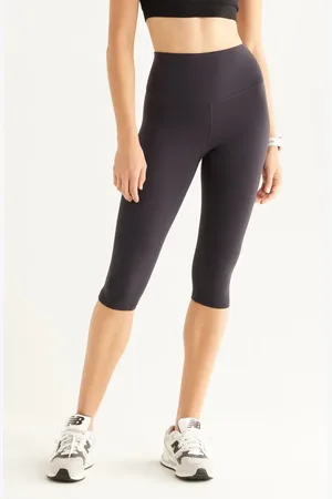 Zella Studio Luxe High Waist Capri Leggings in at Nordstrom, Size Small