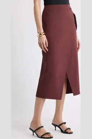 Nordstrom Midi Wrap Skirt in at , Size Small