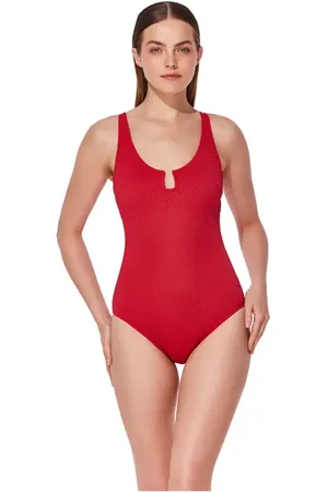 gottex St. Tropez U Wire Textured One Piece in at Nordstrom, Size 10