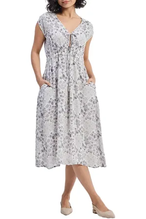 Reistor Deep V-neck Gathered Dress in Florals in at Nordstrom, Size X-Small