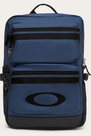 Oakley Men