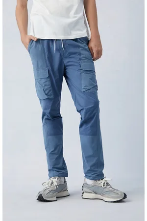 The latest collection of stretch pants in the size 31/31 for men
