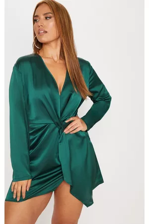 PRETTYLITTLETHING Plus Emerald Satin Long Sleeve Wrap Dress