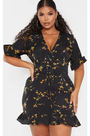 PRETTYLITTLETHING Plus Floral Corset Swing Dress
