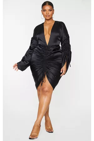 PRETTYLITTLETHING Plus Satin Plunge Ruched Front Dress