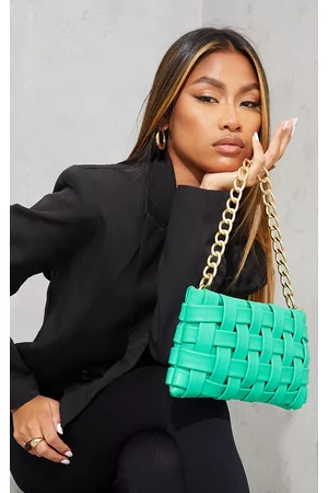 PRETTYLITTLETHING Oversized Weave With Gold Chain Shoulder Bag
