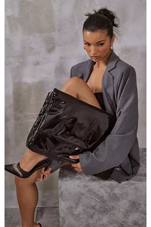 PRETTYLITTLETHING Women Clutches - Black Super Oversized Vinyl Clutch Bag