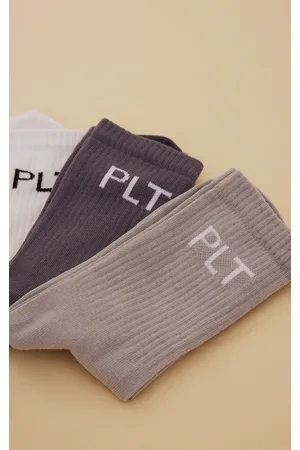 PRETTYLITTLETHING Socks - Women