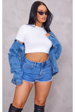 PRETTYLITTLETHING Women Jeans - Mid Blue Wash Denim Frayed Hem Shorts