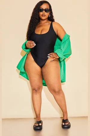 PRETTYLITTLETHING Plus Scoop Neck Swimsuit