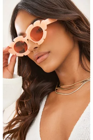 PRETTYLITTLETHING Women Cat Eye Sunglasses - Nude Flower Cat Eye Sunglasses