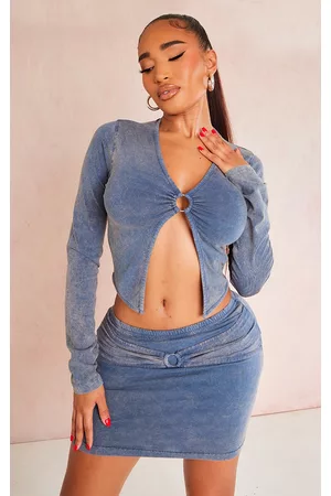 PRETTYLITTLETHING Women Crop Tops - Shape Blue Washed Ring Front Long Sleeve Crop Top