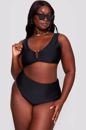 PRETTYLITTLETHING Plus Cut Out Trim Detail Swimsuit